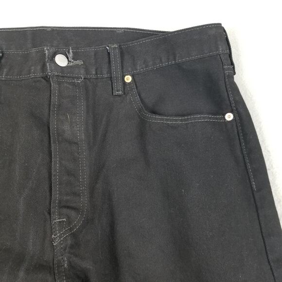 Levis 501 Jeans Mens 38x32 Black Straight Leg Button Fly Denim Classic Fit - Picture 4 of 14